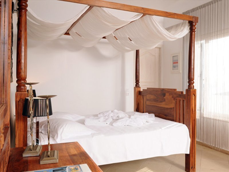 Фото Lava Suites and Lounge