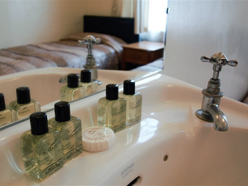 Фото Mornington Hotel London Victoria