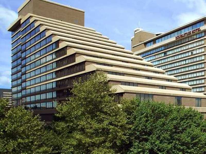 Фото DoubleTree by Hilton Washington Dc - Crystal City