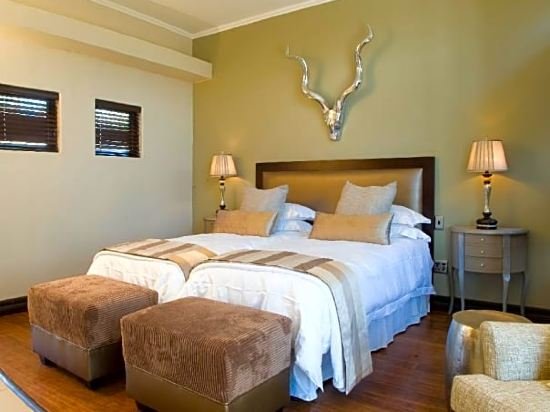 Фото Monomotapa Village at Legend Golf & Safari Resort