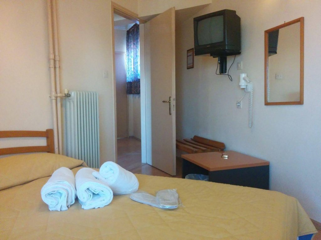 Фото Atlantis Hotel