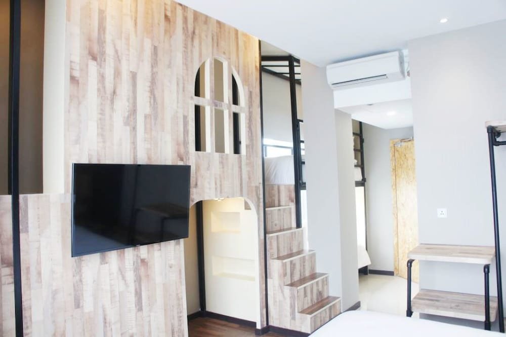 Фото All Nite And Day Veteran