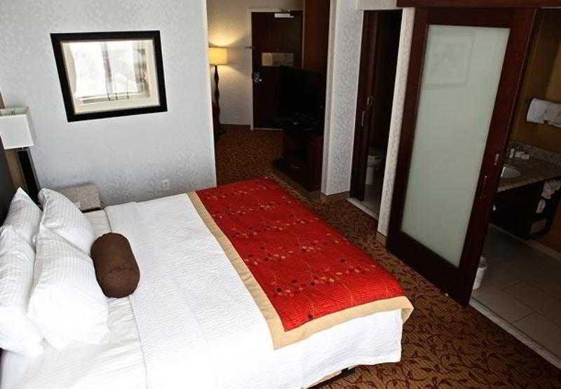 Фото SpringHill Suites by Marriott Logan