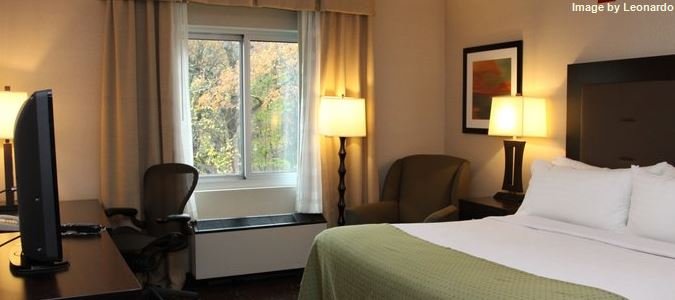 Фото Holiday Inn Budd Lake - Rockaway Area