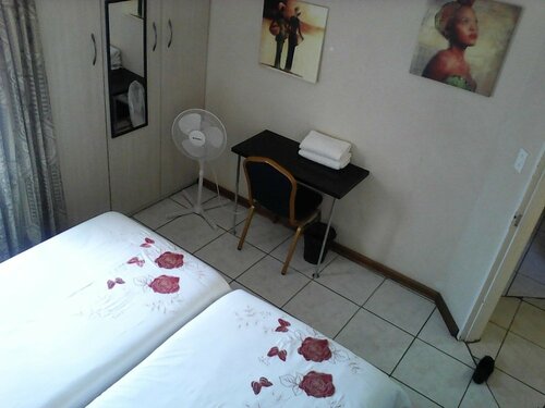 Гостиница Vuya Nathi Bed & Breakfast в Эсватини