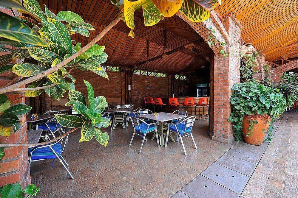 Фото Hotel Chez Lando