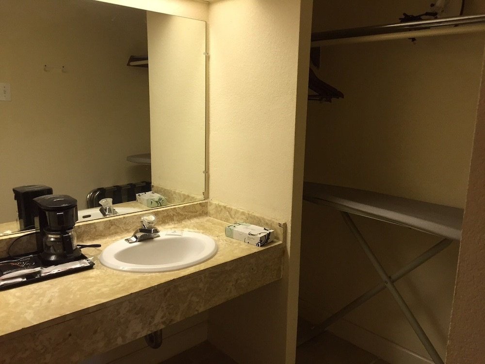 Фото America's Inn