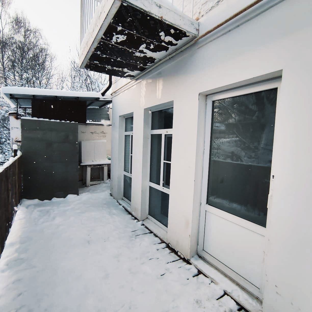 Фото Белоснежный дом в историческом центре