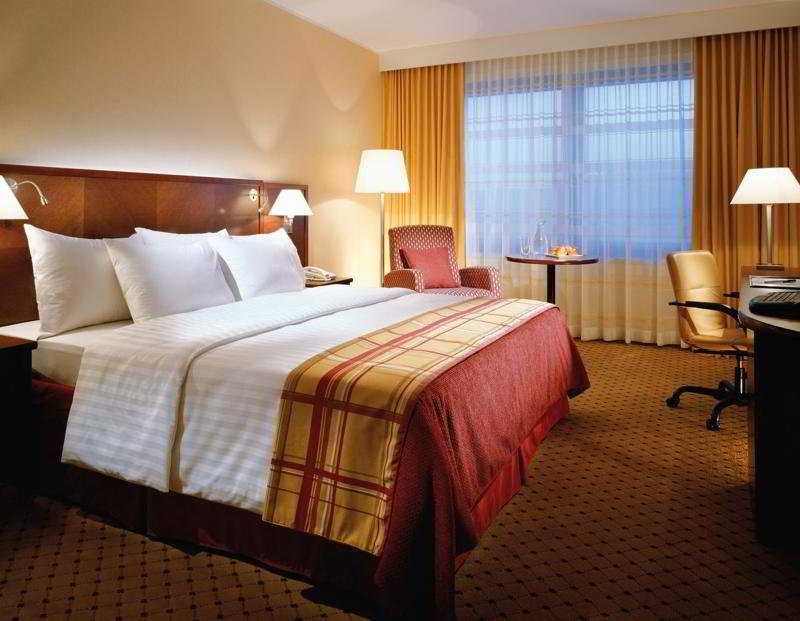 Фото Courtyard Munich City Center