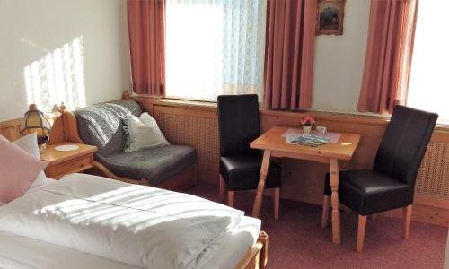 Фото Hotel Pension Lindenhof