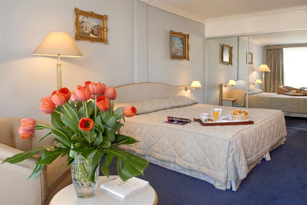 Фото Hotel Juliana Cannes