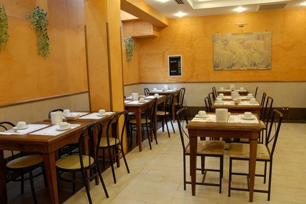 Фото Aurora Garden Hotel