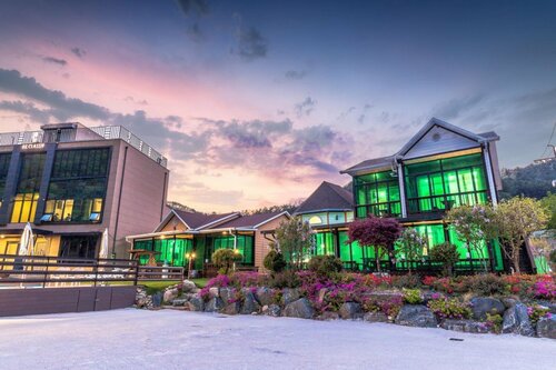 Гостиница Gapyeong Nino Full Kids Pension