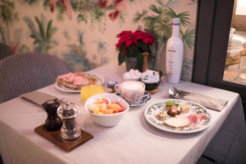 Фото Icon Wipton