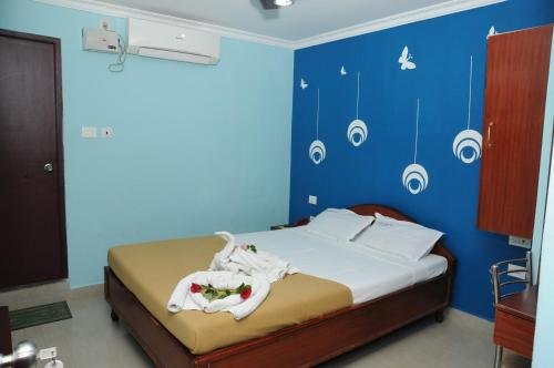 Фото Golden Sun Inn