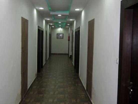 Фото Hotel Flora Haridwar