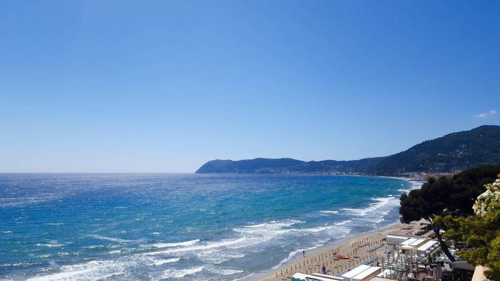 Фото Al Saraceno