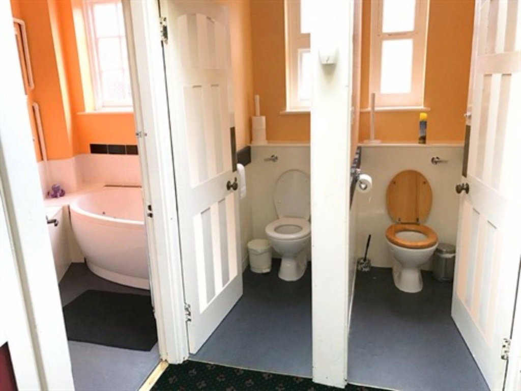 Фото The Old Castle