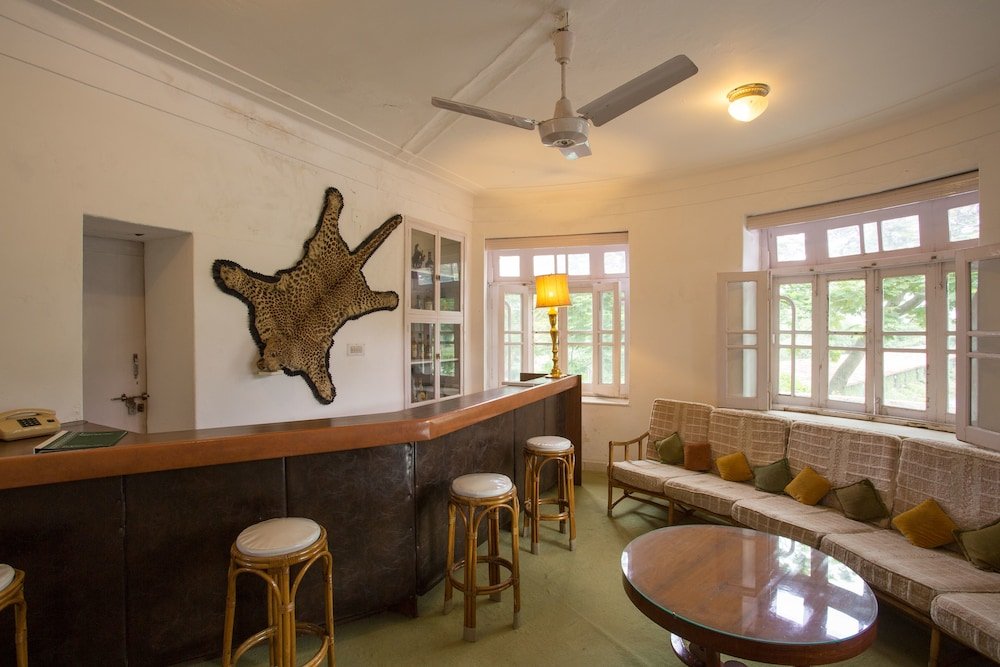 Фото Shikarbadi Hotel