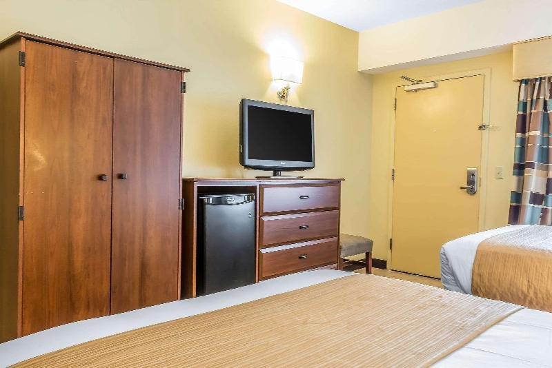 Фото Quality Inn Flamingo