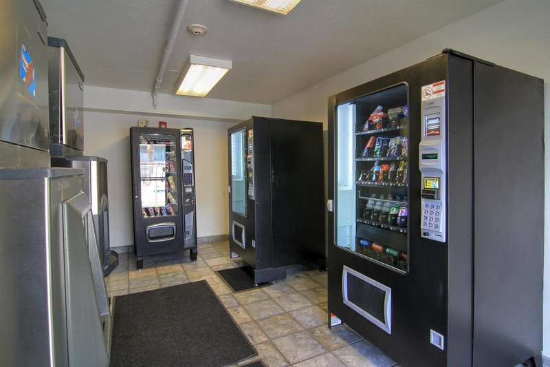 Фото Motel 6 Phoenix, Az - West