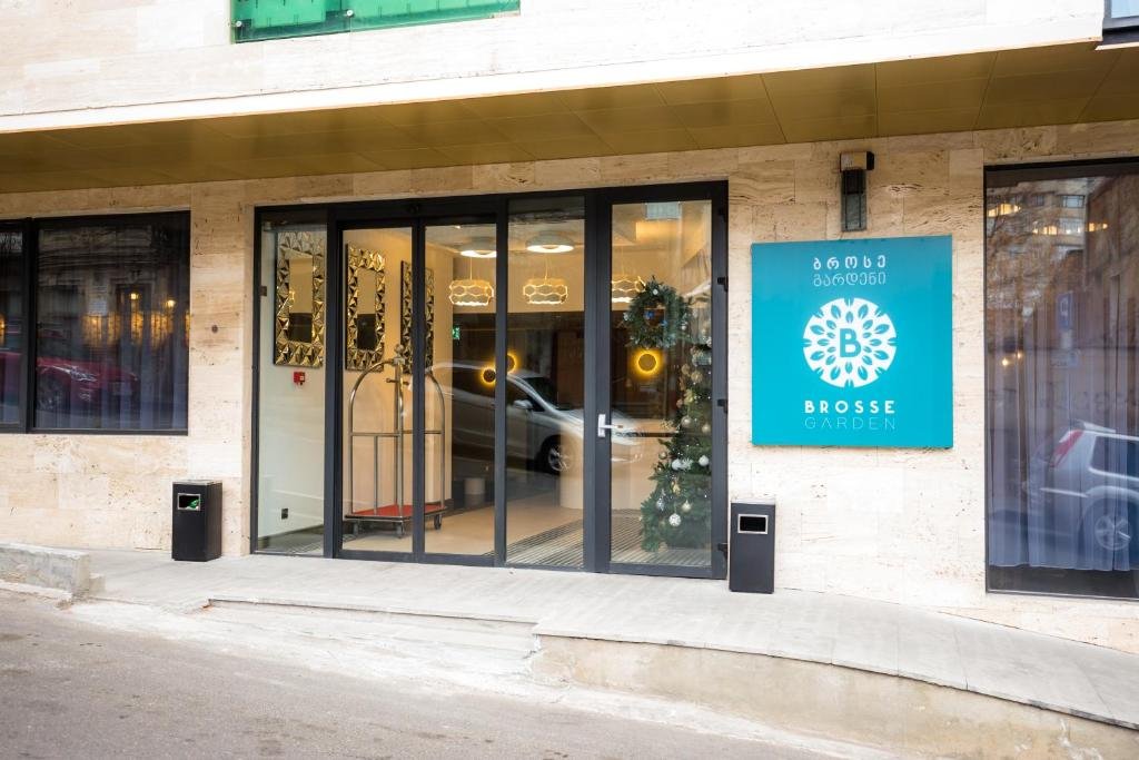 Фото Brosse Garden