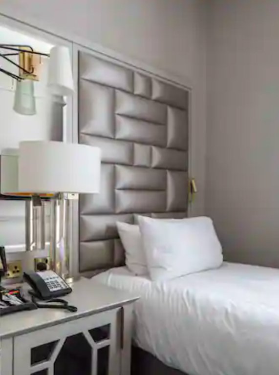 Фото Henrietta House, a member of Radisson Individuals