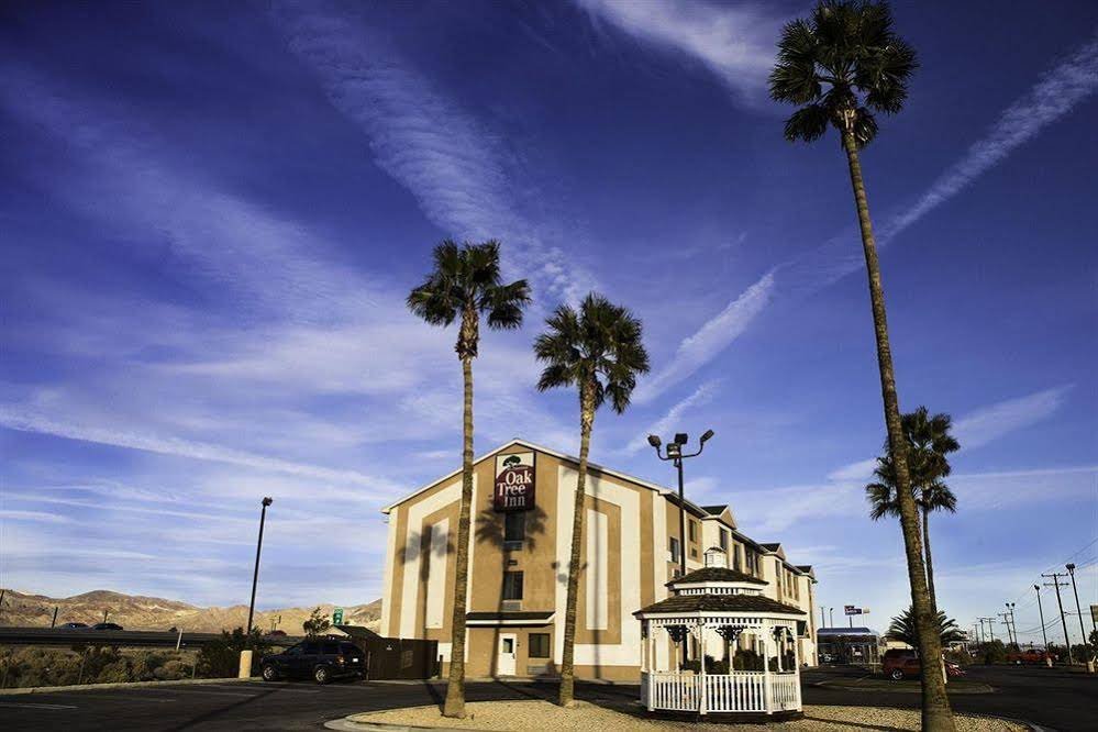 Фото Travelodge by Wyndham Yermo