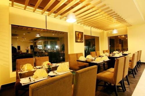 Фото Ramada by Wyndham Karachi Creek