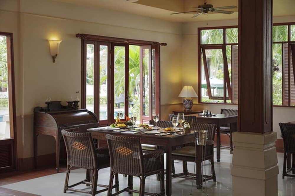 Фото The Pe La Resort, Phuket