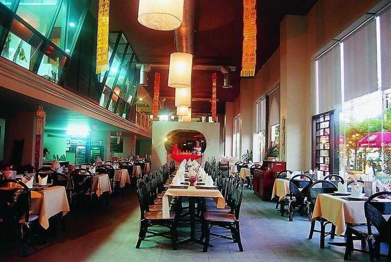 Фото Chiang Mai Orchid Hotel