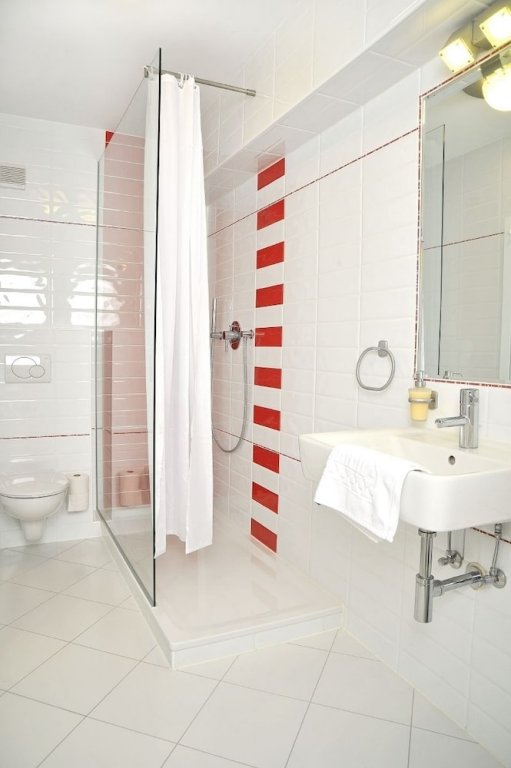 Фото Stadthotel Langenfeld