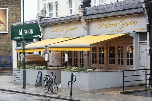 St Margaret's Road by Onefinestay