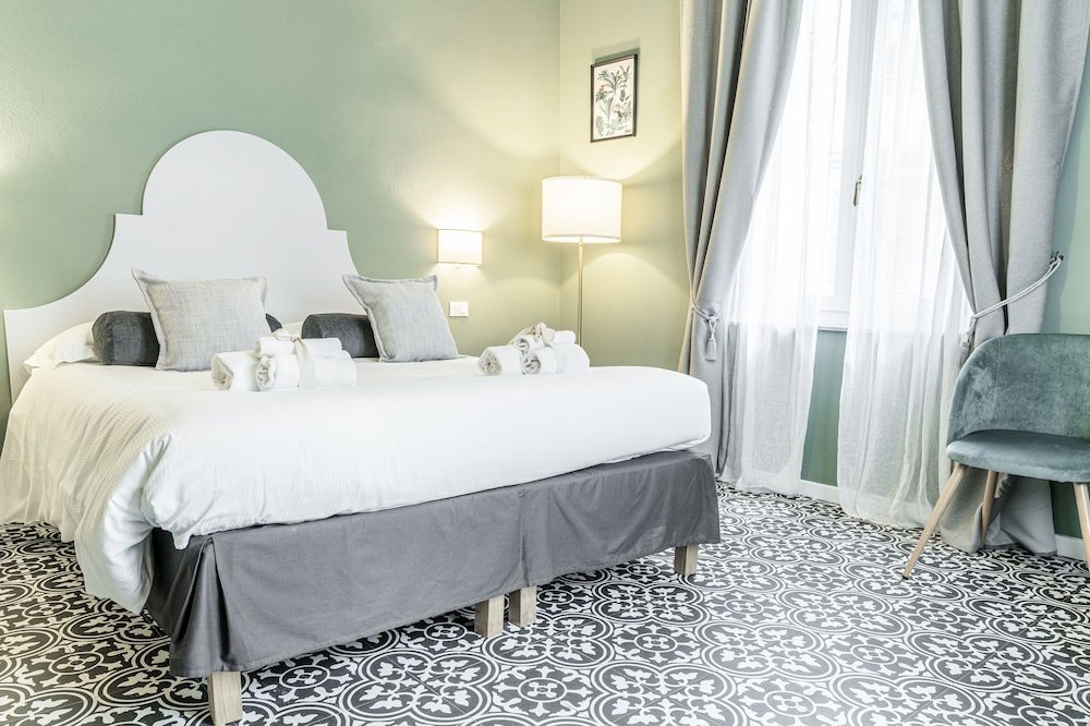 Фото La Lu Cozy Rooms 2