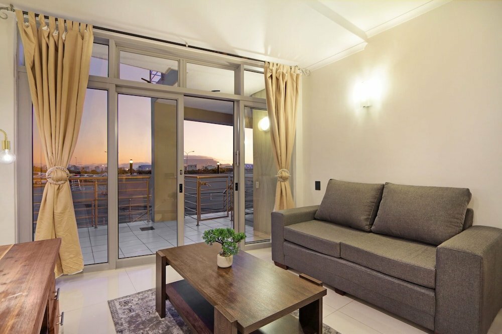 Hotel Seaside Village L11, Capetown, photo