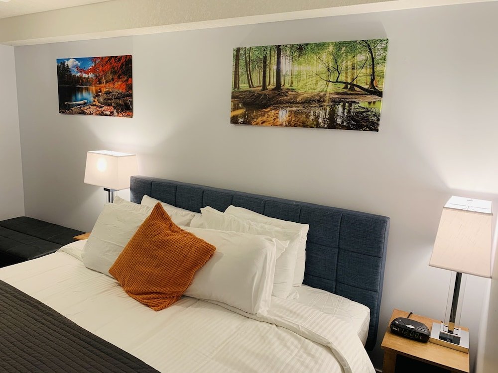 Фото 4 Bedrooms Suite - Group of Families