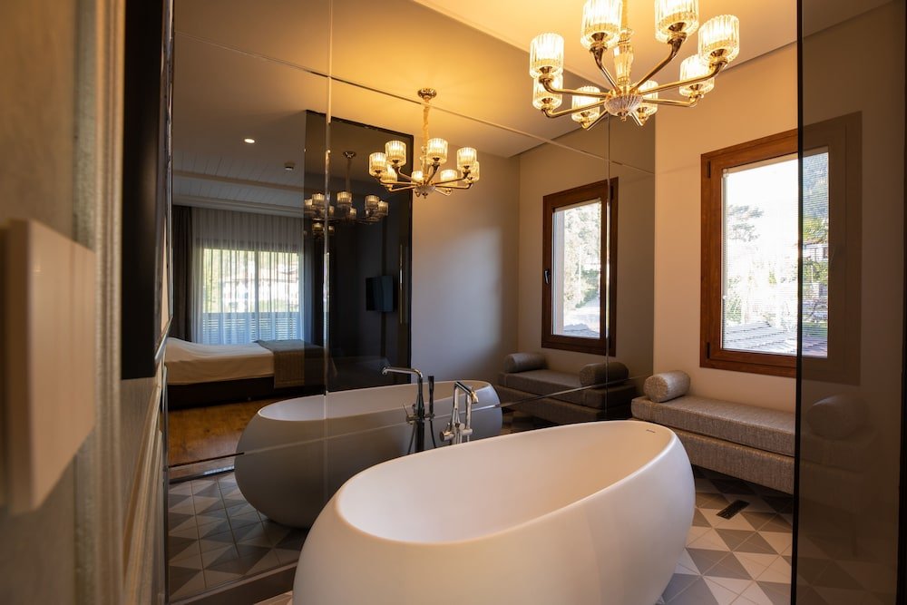 Фото Balèze Boutique Hotel