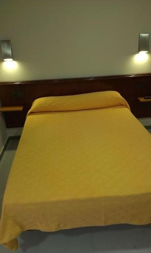 Фото Hostal Bisbal