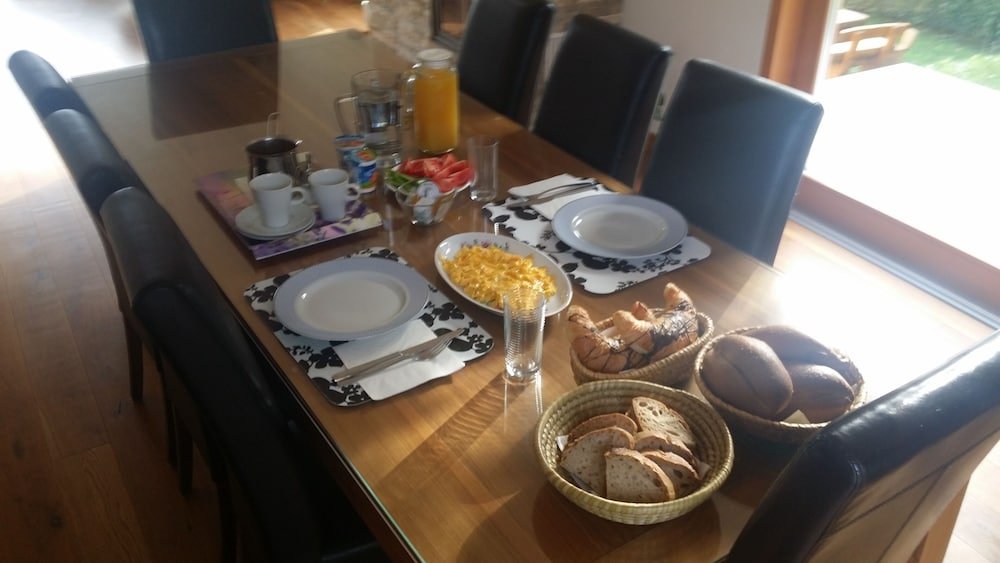 Фото Domovoj Apartments and Rooms