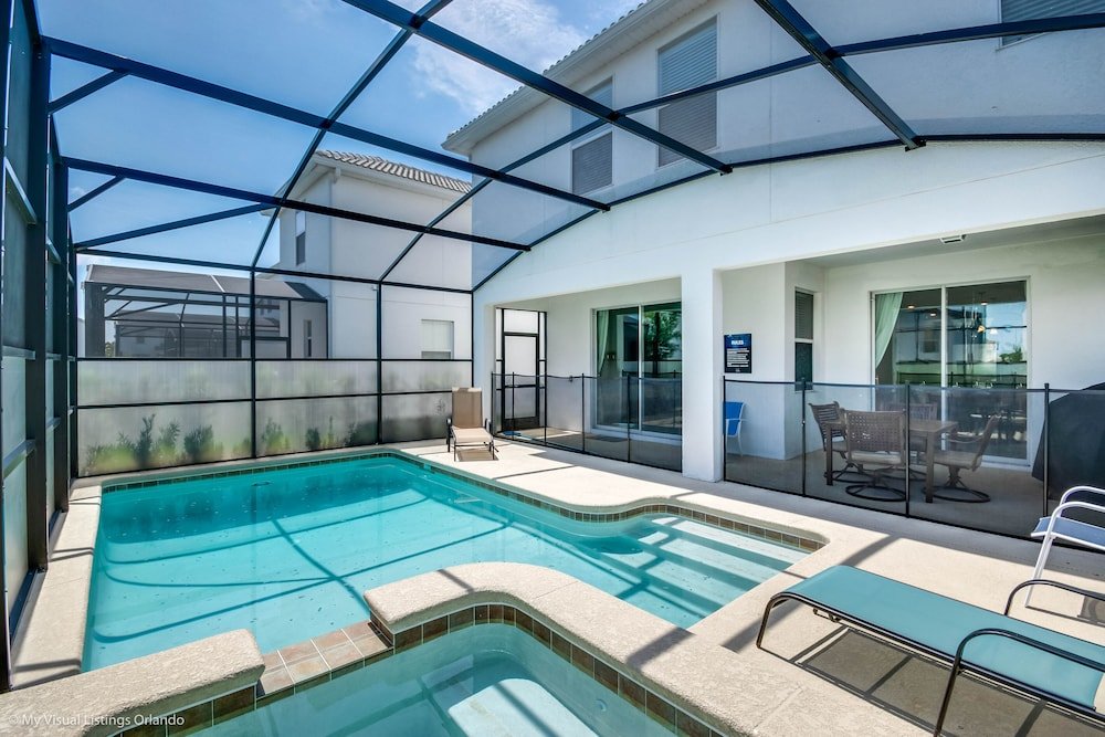 Фото 4724 Sleepy Hollow Drive