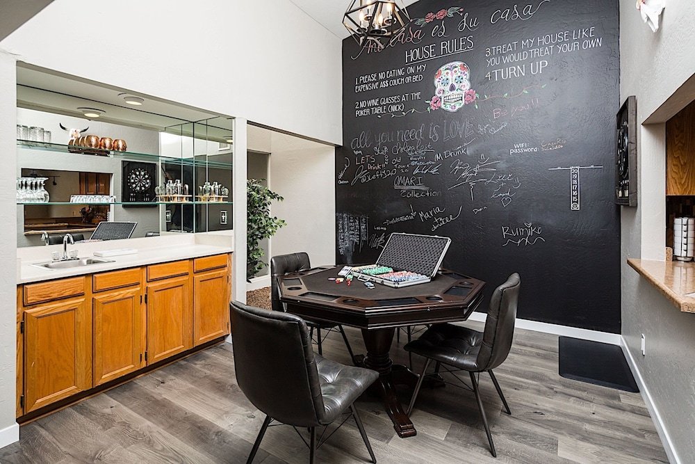 Фото South Scottsdale Townhome 2 Bedroom by Casago