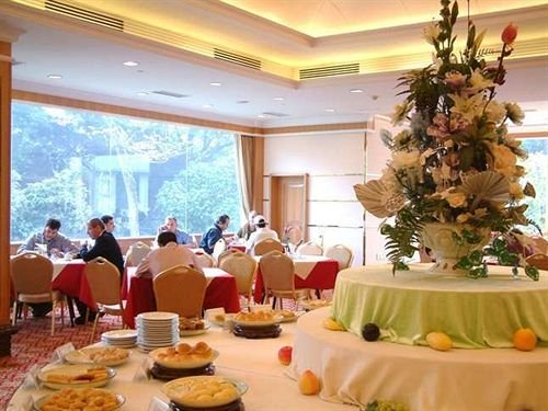 Фото Yingbin Hotel