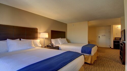 Гостиница Holiday Inn Express & Suites Alpharetta - Windward Parkway, an Ihg Hotel