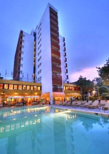 Фото American Hotel