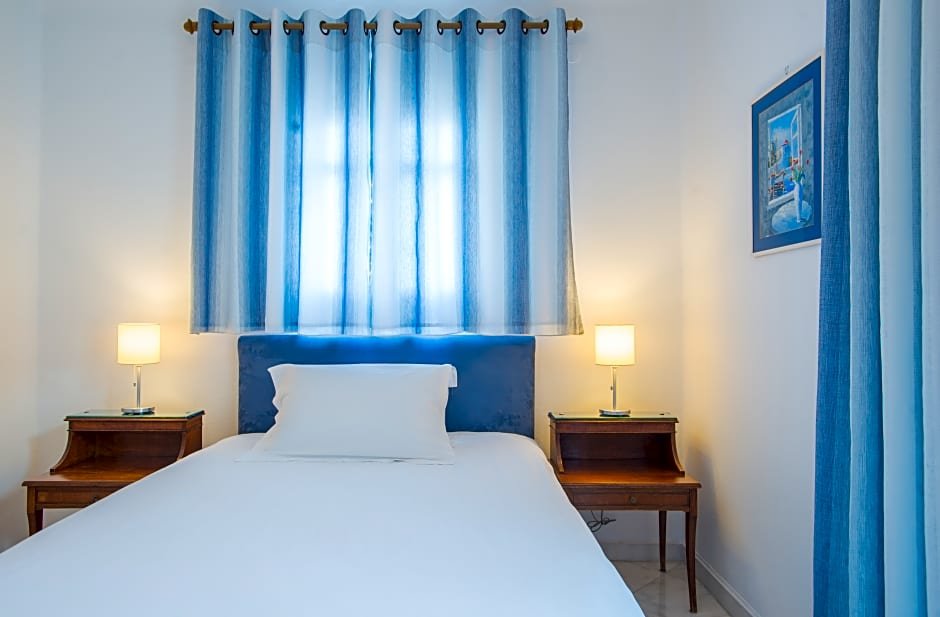 Фото Mykonos Adonis Hotel