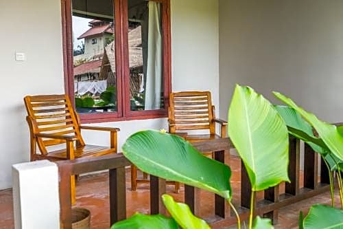 Фото Kuta Baru Hotel