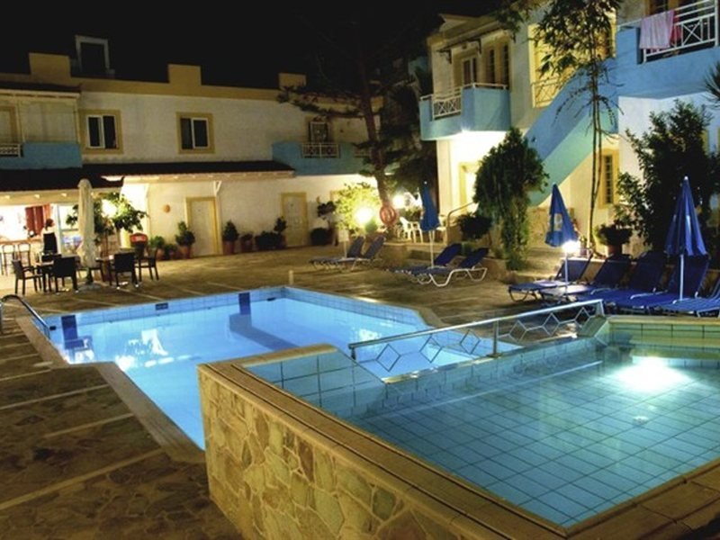 Фото Belvedere Village