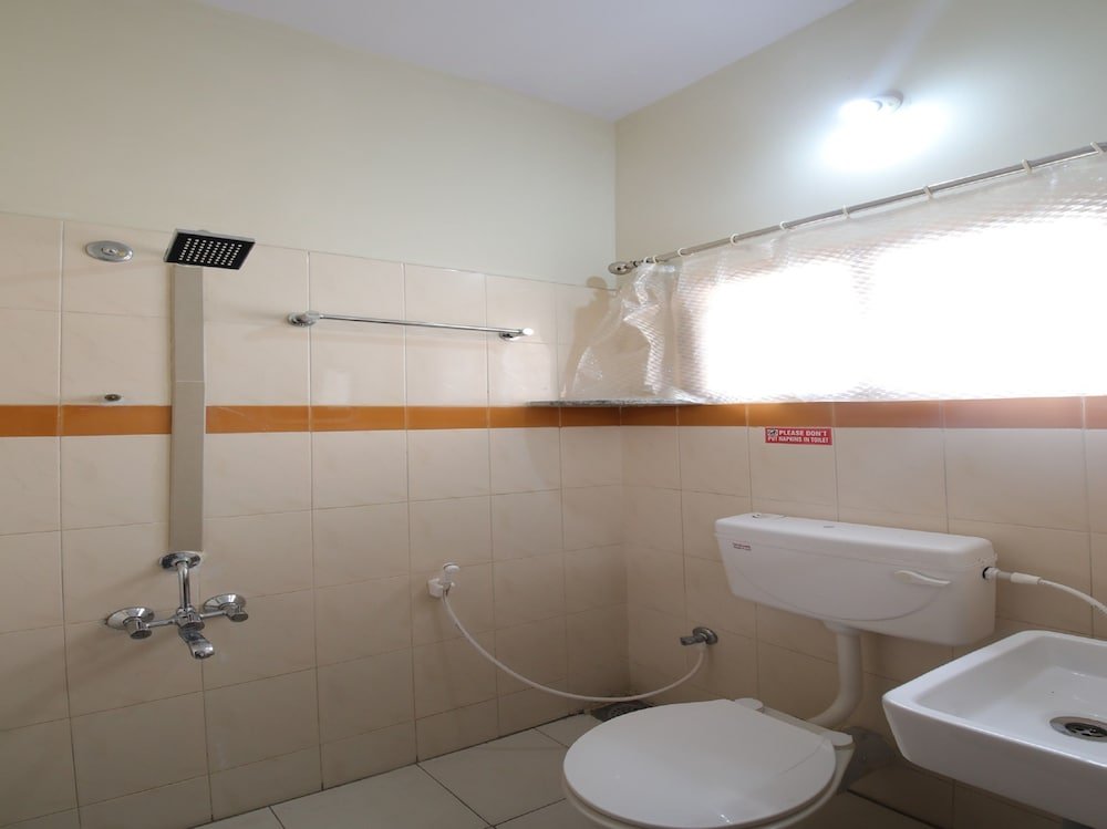 Фото Oyo 28093 Royal Sand