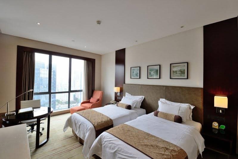 Фото Victoria Hotel Guangzhou