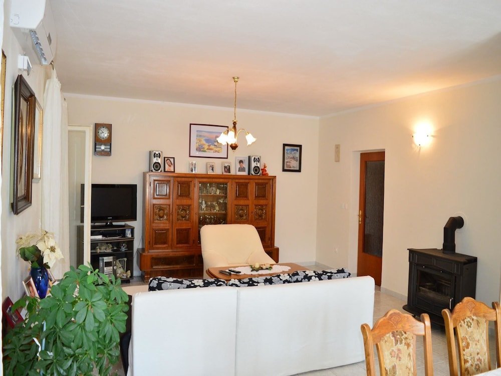 Фото Apartmani Dragović Brodarica